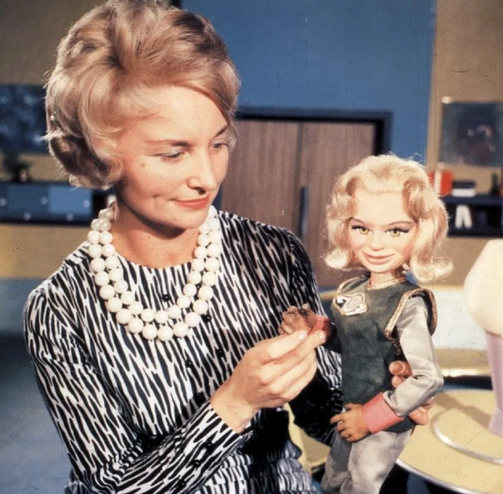 Sylvia Anderson with Space Doctor Venus from Fireball XL5 (ATV/ITC/APF, 1962).
